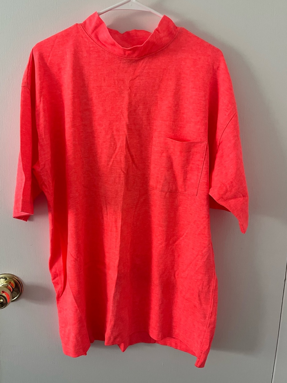 Leggoons Vintage Mock Neck Tee Front Pocket Made in USA Fluorescent Large